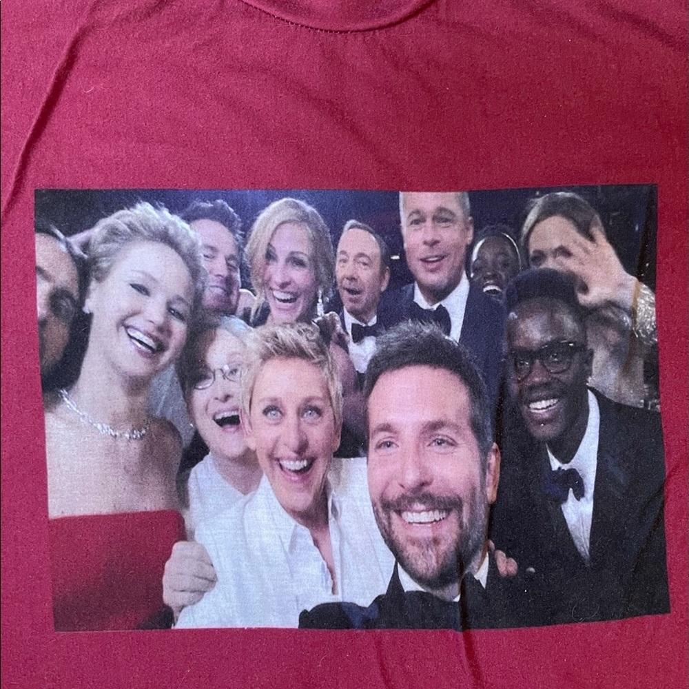 OMW CELEB SELFIE - Picture 4 of 5